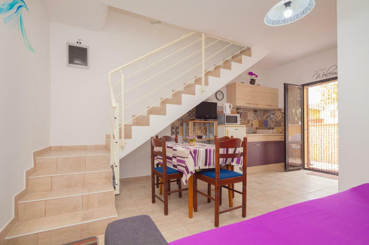 Miramare Apartment Pomer Exterior photo