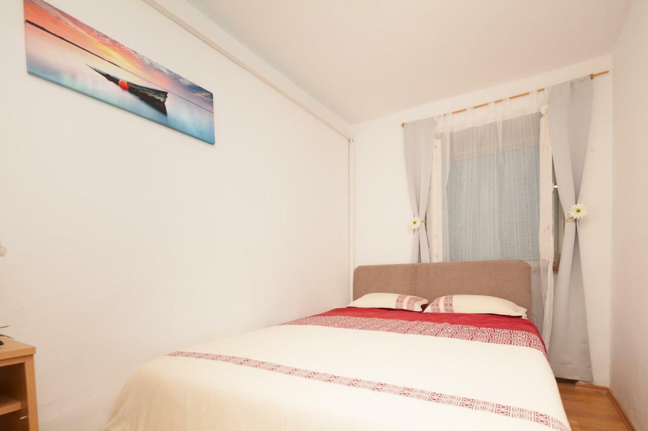 Miramare Apartment Pomer Exterior photo