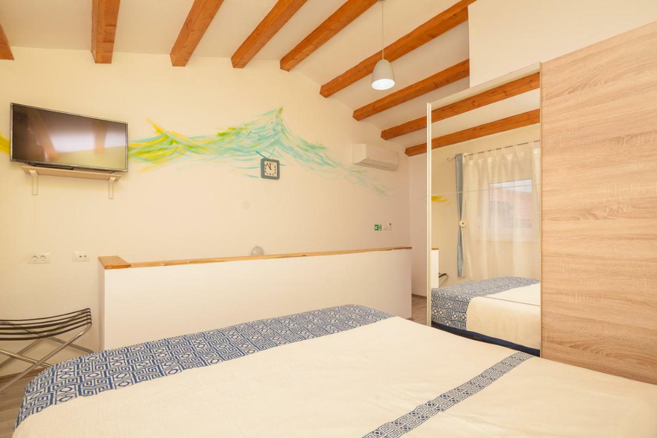 Miramare Apartment Pomer Exterior photo